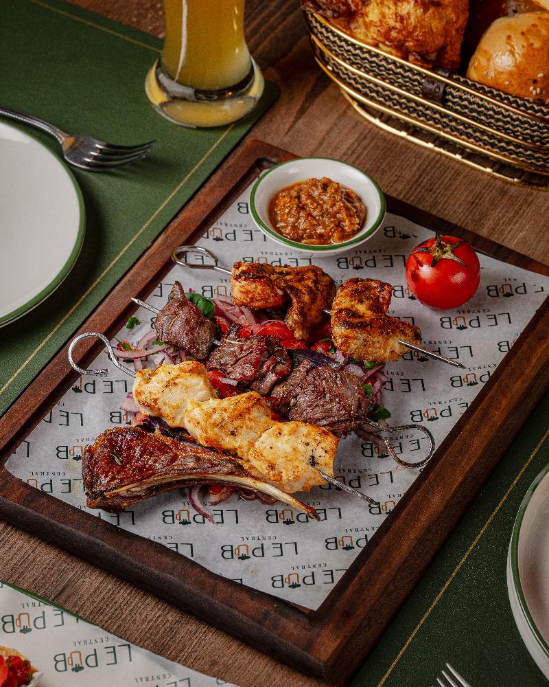 Qarışıq Josper Grill